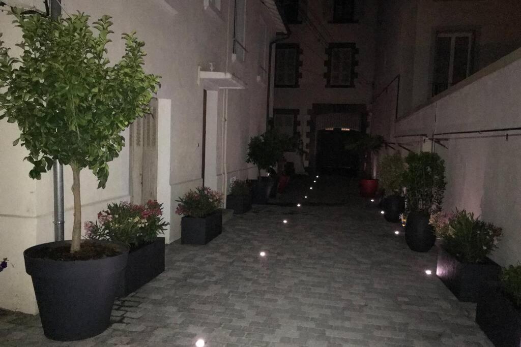 Rare Petit Cocon F1 Calme Possibilite Jacuzzi Hammam En Sus Apartamento Chamalières Exterior foto